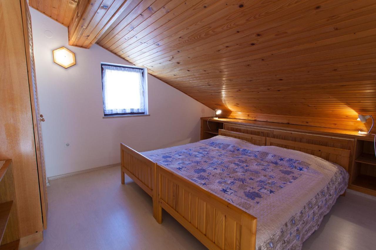 Apartments Ljerka Malinska Eksteriør billede