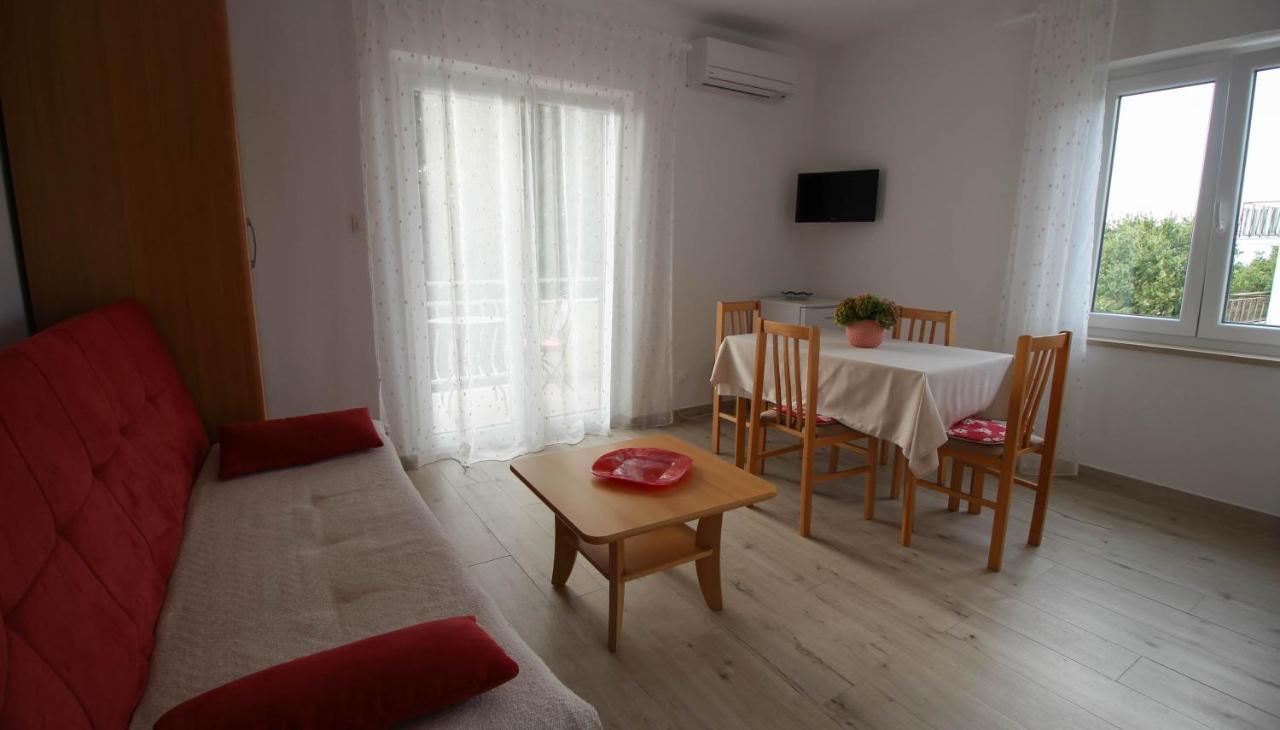 Apartments Ljerka Malinska Eksteriør billede